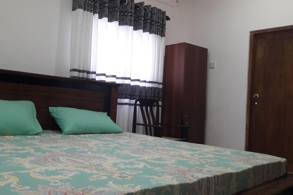 Bed and Breakfast Sky Bloom Homagama Exterior foto